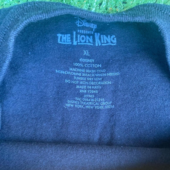 The Lion King Disney Broadway Musical T-Shirt Men’s XL - Picture 3 of 3